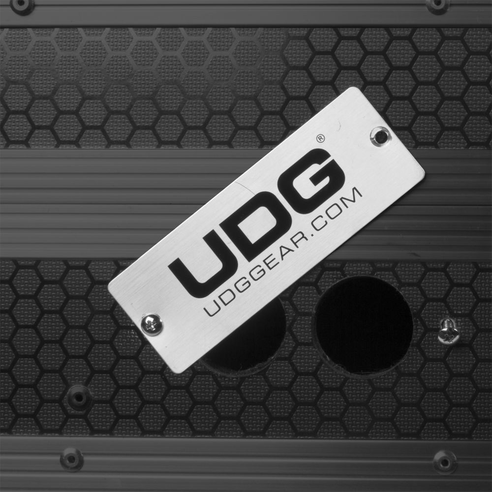 UDG U91088BL UDG Ultimate Flight Case Pioneer DDJ-FLX10 Black Plus (Laptop Shelf + Wheels)